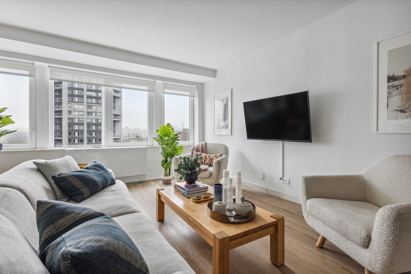 The Room at Standard (Image 5)