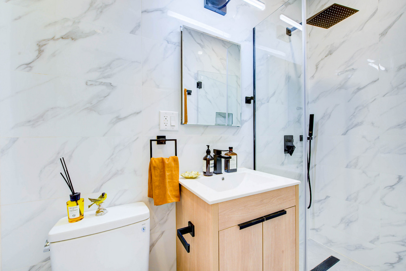 The Room at Standard (Image 7)