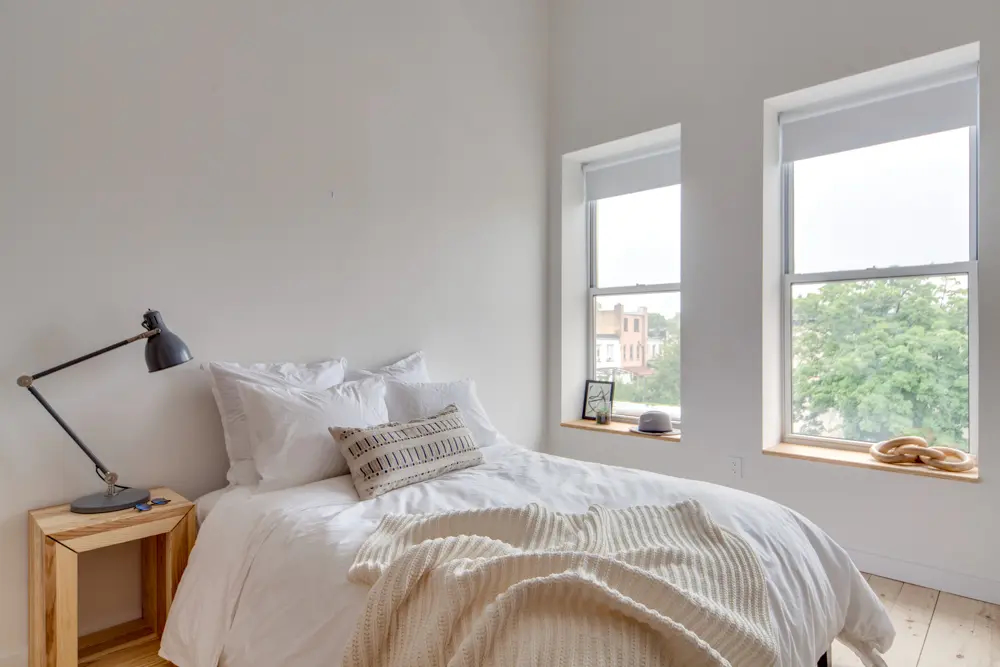 Standard: The Room (Image 1)