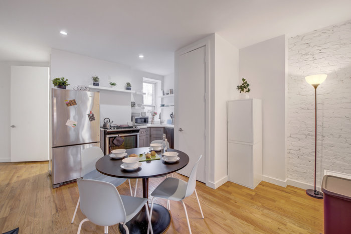 The Woodbine House: The Kitchens