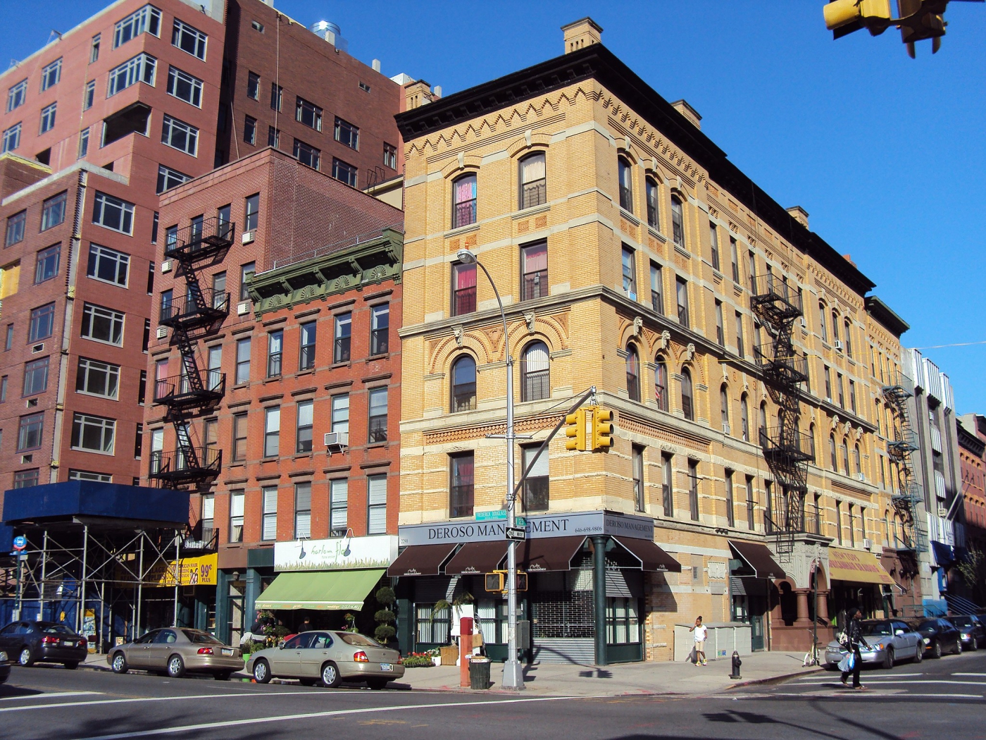 Harlem Neighborhood at The Upper Manhattan House (Image 3)
