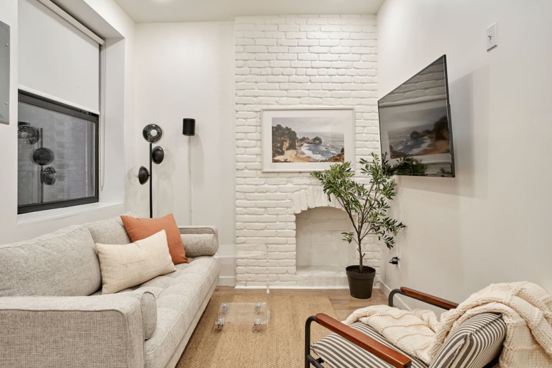 The Hells Kitchen House  (Image-2)