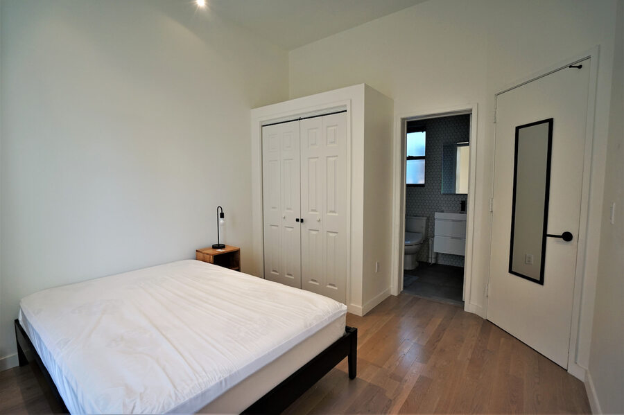 The Bedrooms at The Hells Kitchen House (Image 6)