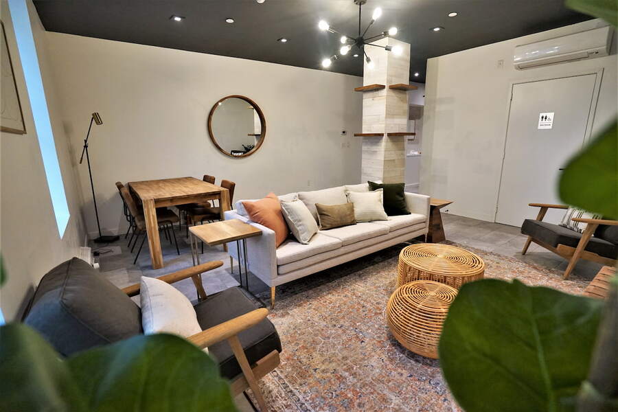 The (Co)Living Rooms at The Hells Kitchen House (Image 3)