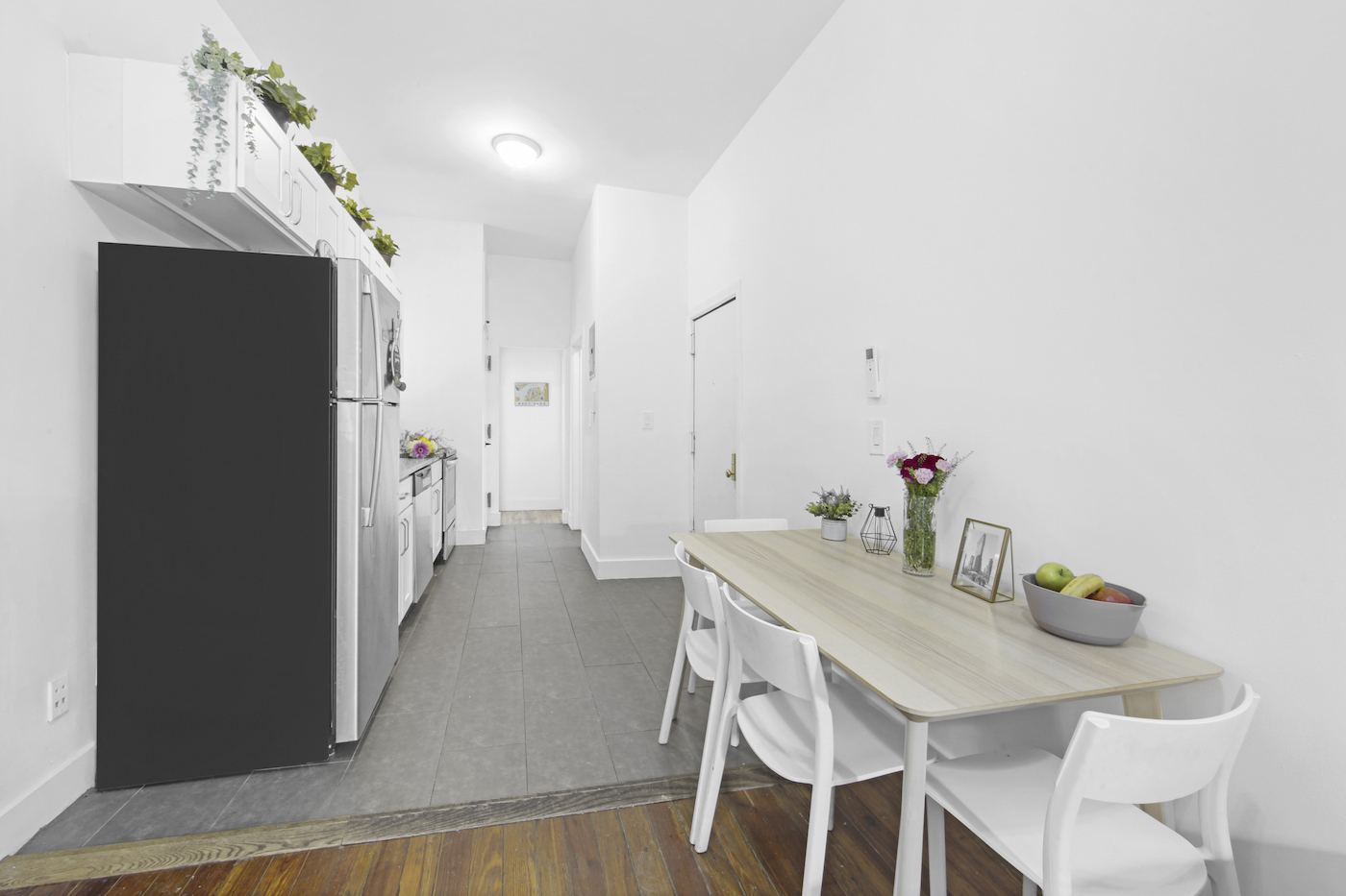 The Room at Standard (Image 5)