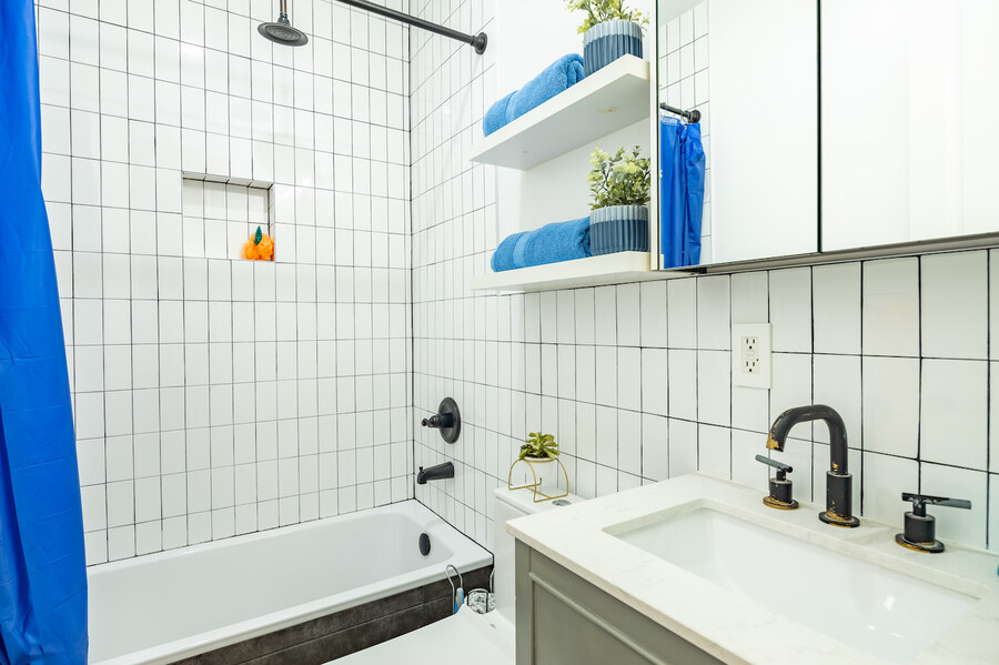 The Bathrooms at The Monroe House (Image 1)