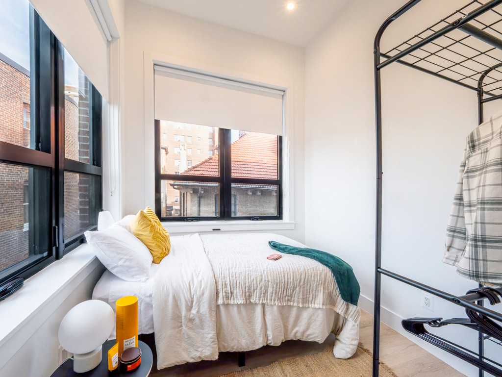 Standard: The Room (Image 1)