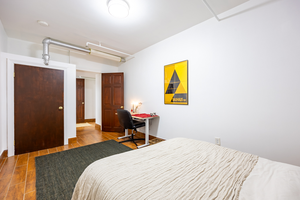The Room at Standard (Image 6)