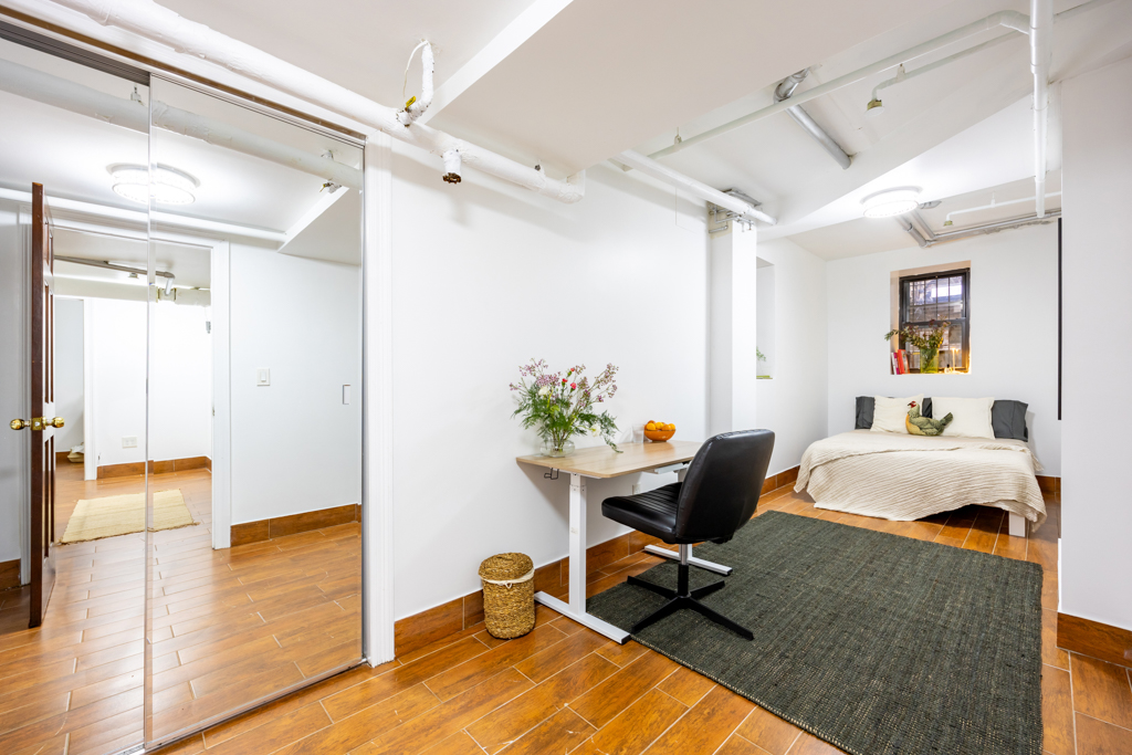 The Room at Standard+ (Image 7)
