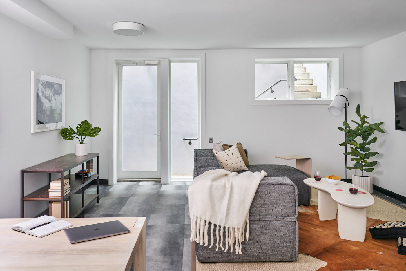 The Living Room at The Apollo House (Image 1)