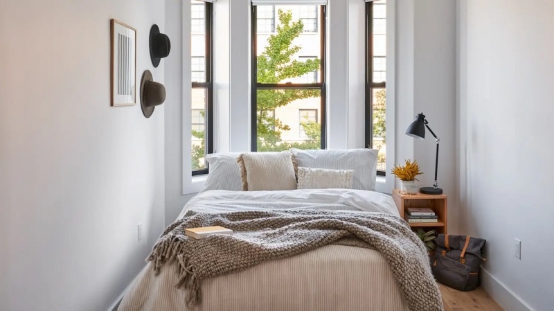 The Dean House  (Image-1)