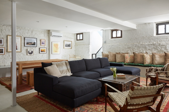 The Cornelia House: The (Co)Living Room