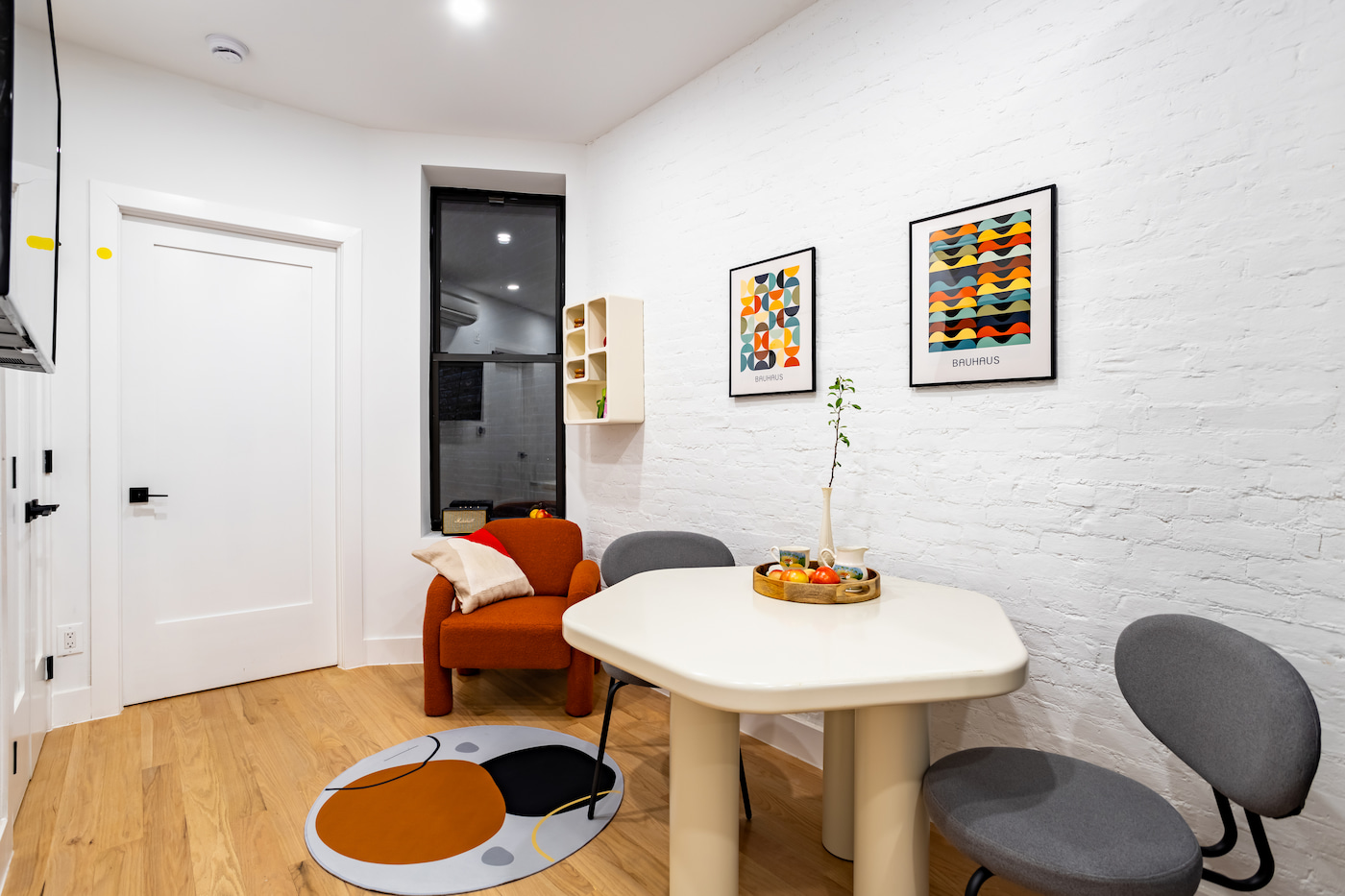 The Room at Executive (Image 5)