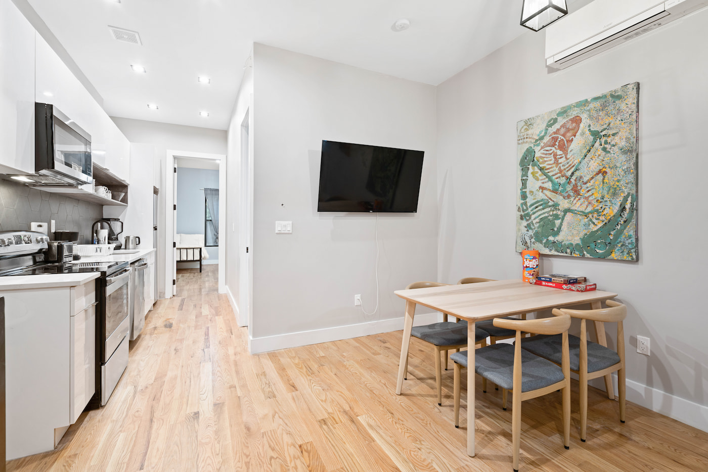The Room at Executive (Image 3)
