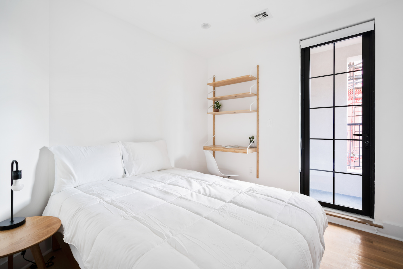 Standard: The Room (Image 1)