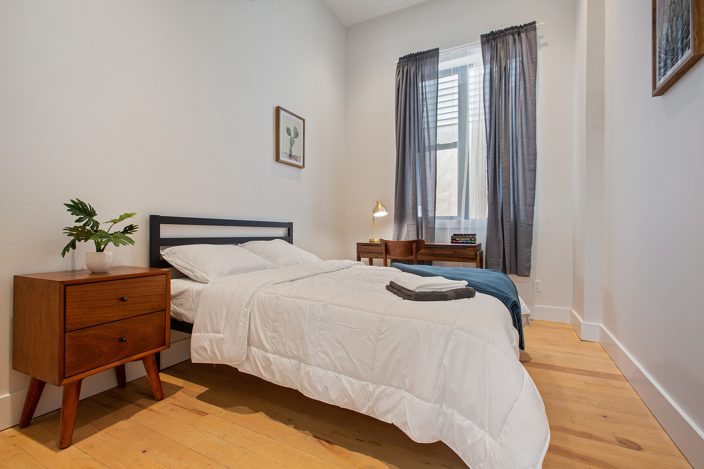 The Bedrooms at The Montrose Williamsburg House (Image 4)