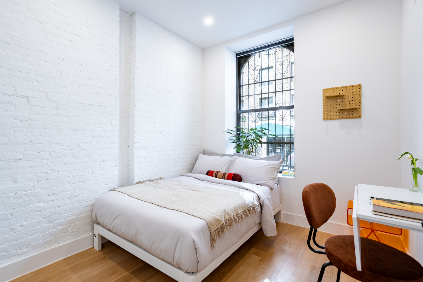 The Bedrooms at The Central Park Manhattan House (Image 7)