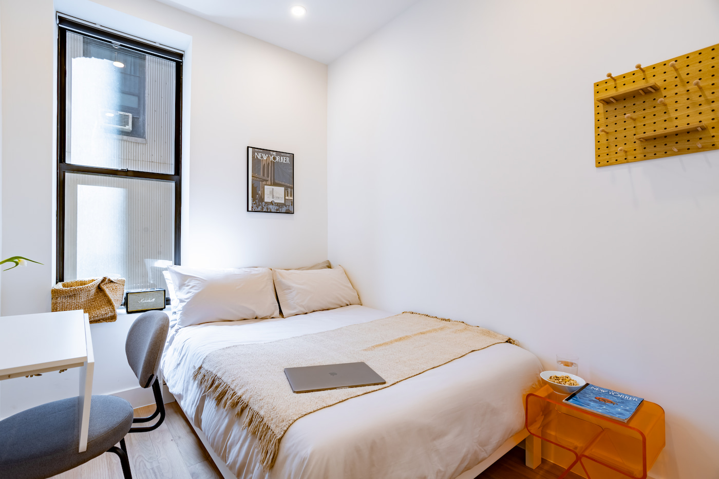 Standard: The Room (Image 1)