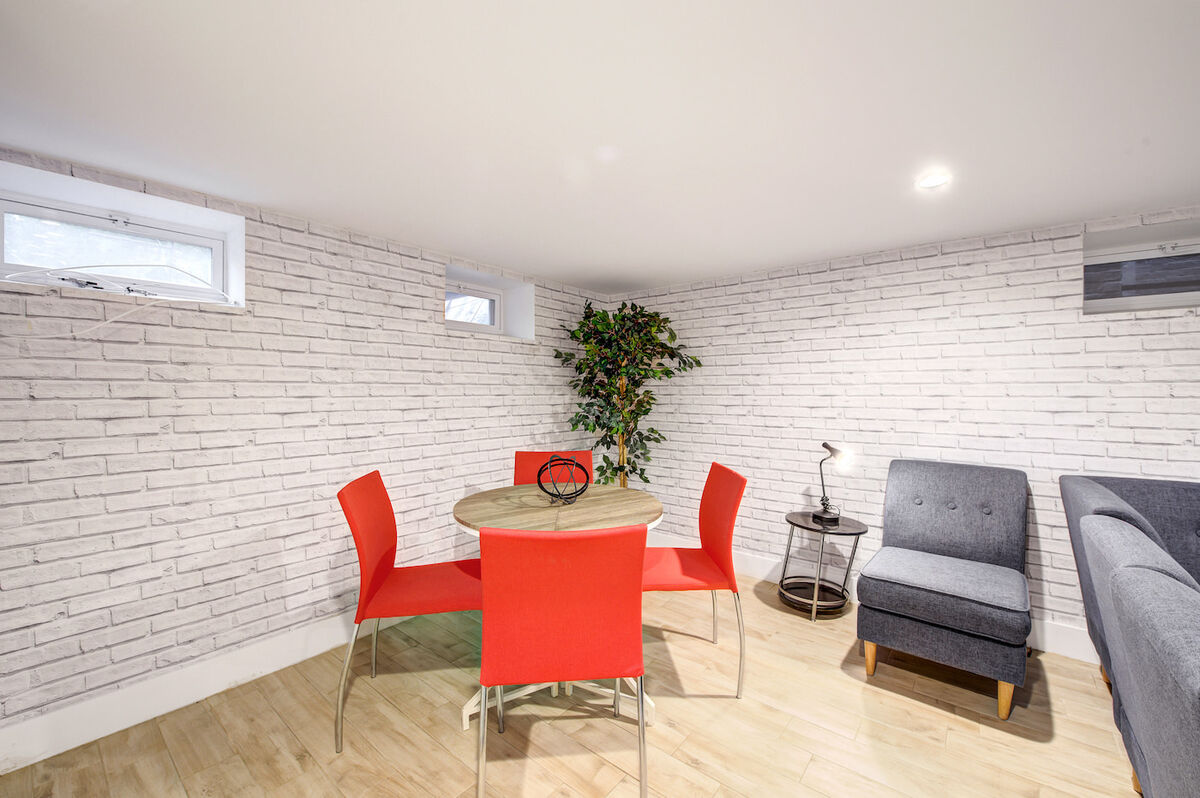 The Room at Standard (Image 2)