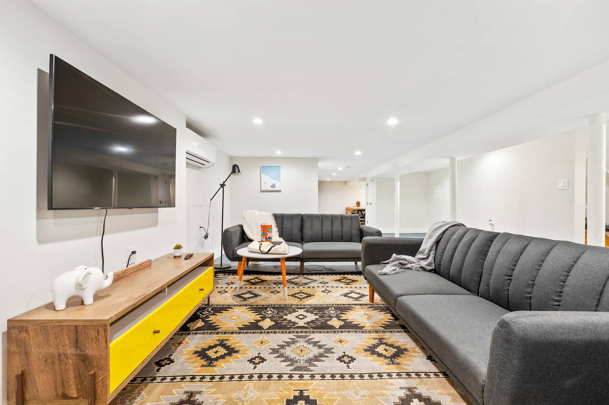 The Room at Standard (Image 2)