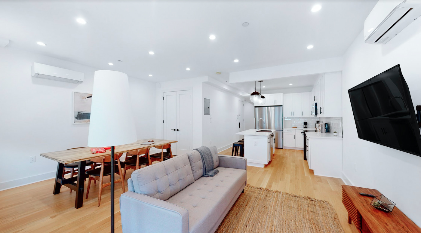 The Room at Standard Large (Image 6)