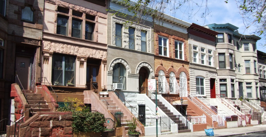 Crown Heights Neighbourhood at The Crown Heights House (Image 5)