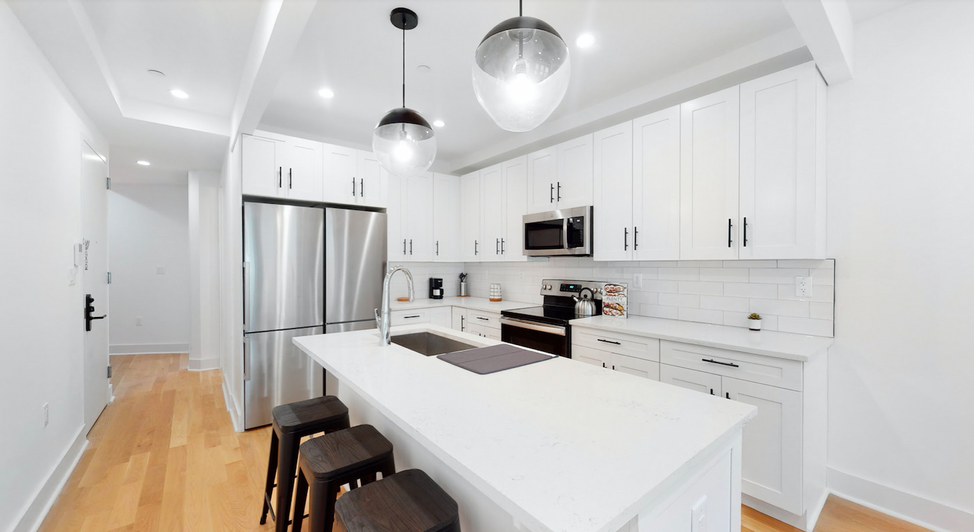 The Room at Standard (Image 6)