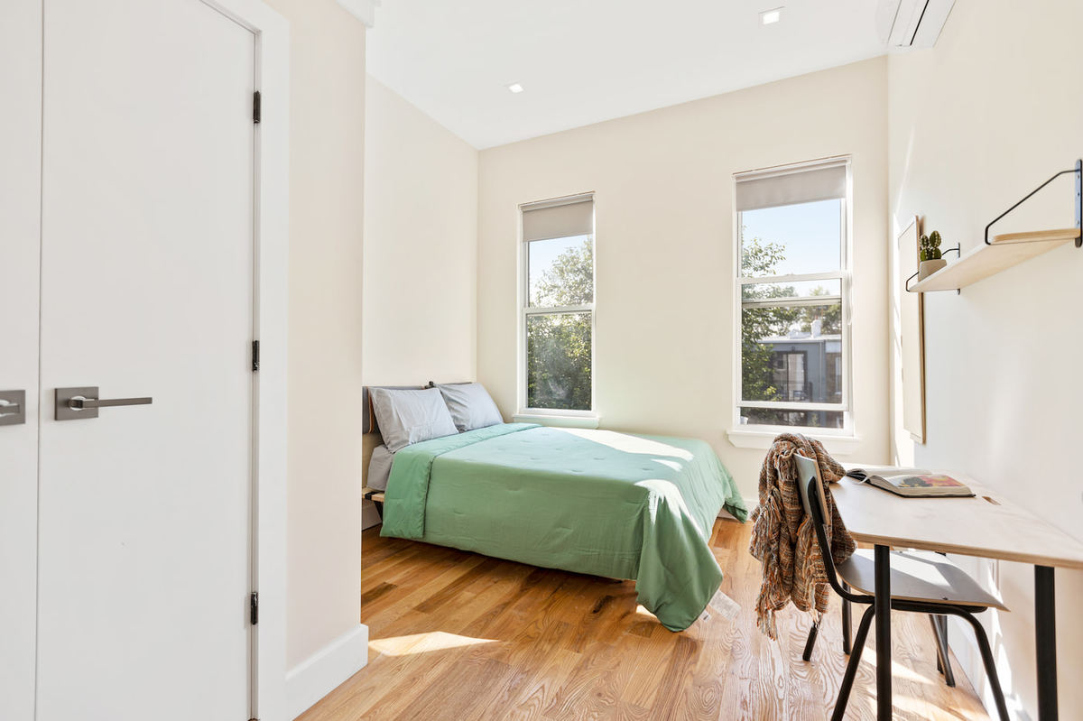The Room at Executive (Image 2)