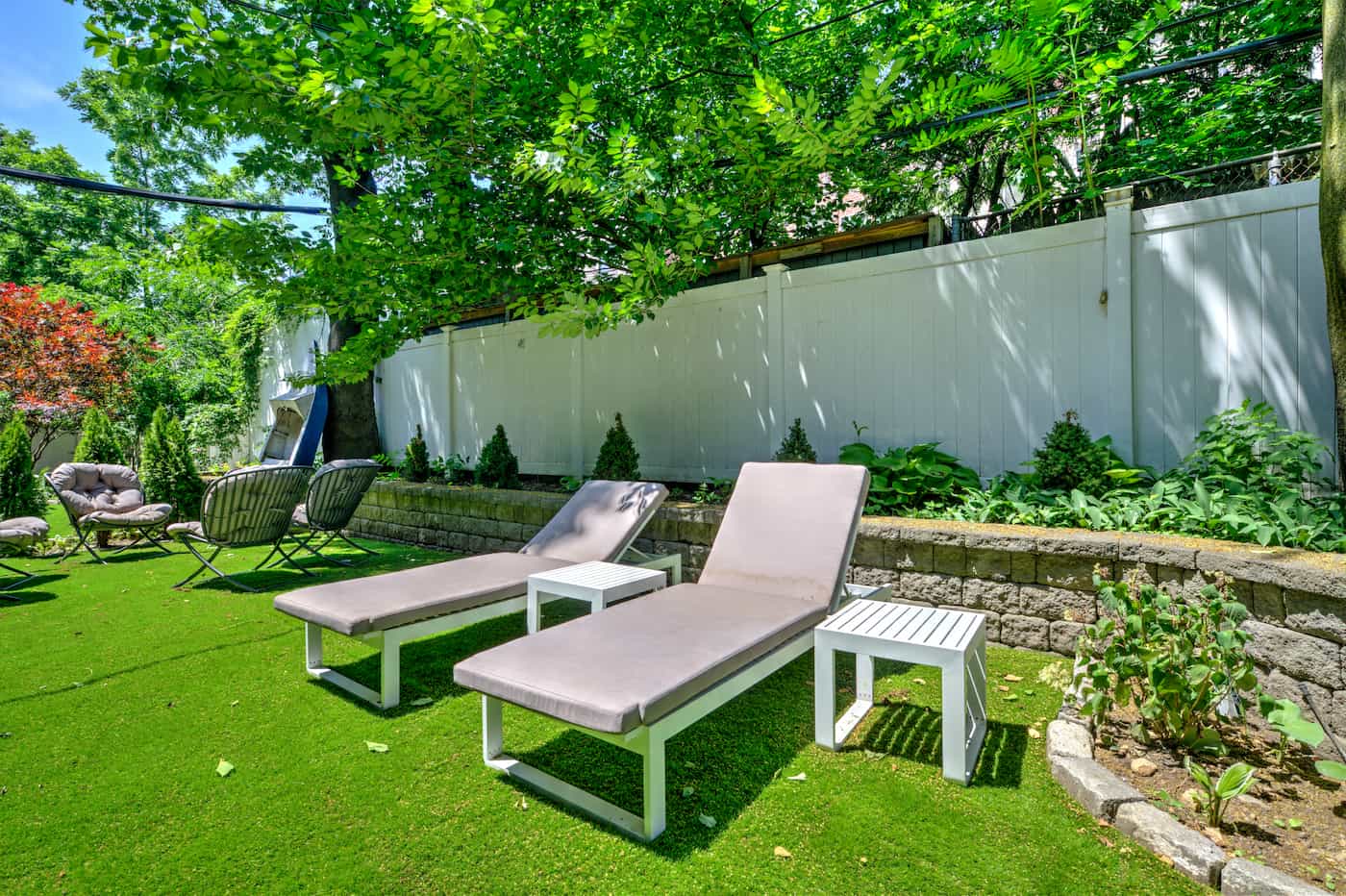 The Backyard at The Greenpoint House (Image 5)