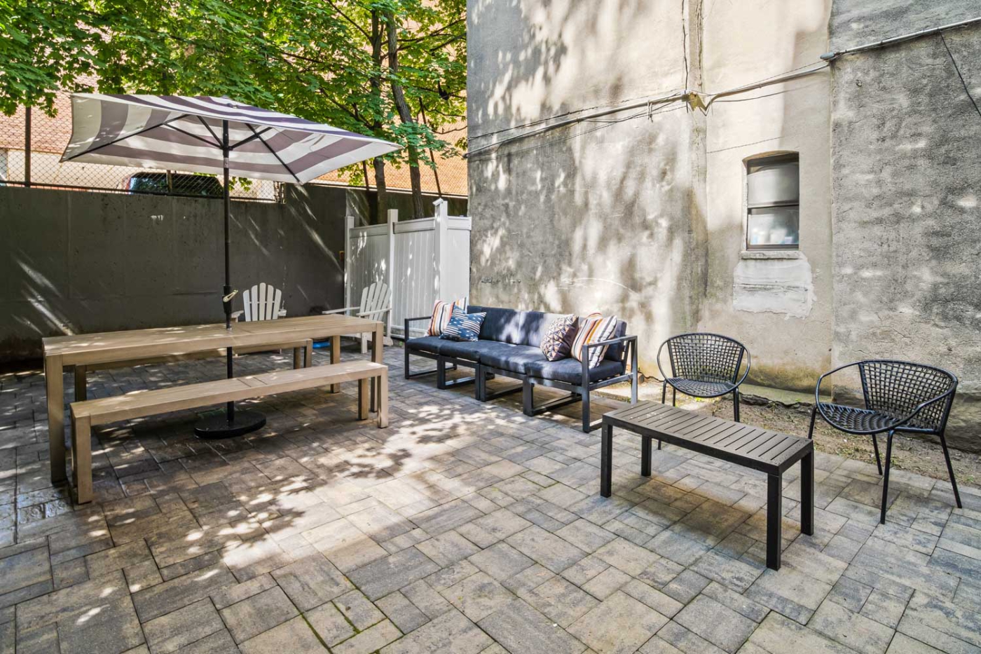 The Backyard at The Hamilton House (Image 2)