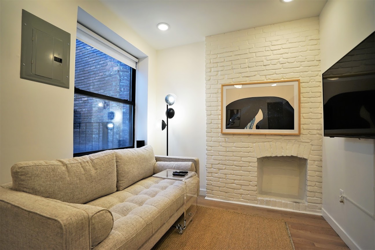The Room at Executive (Image 6)