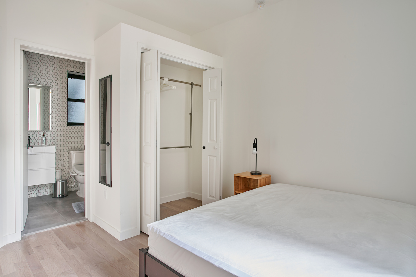 The Room at Executive (Image 2)