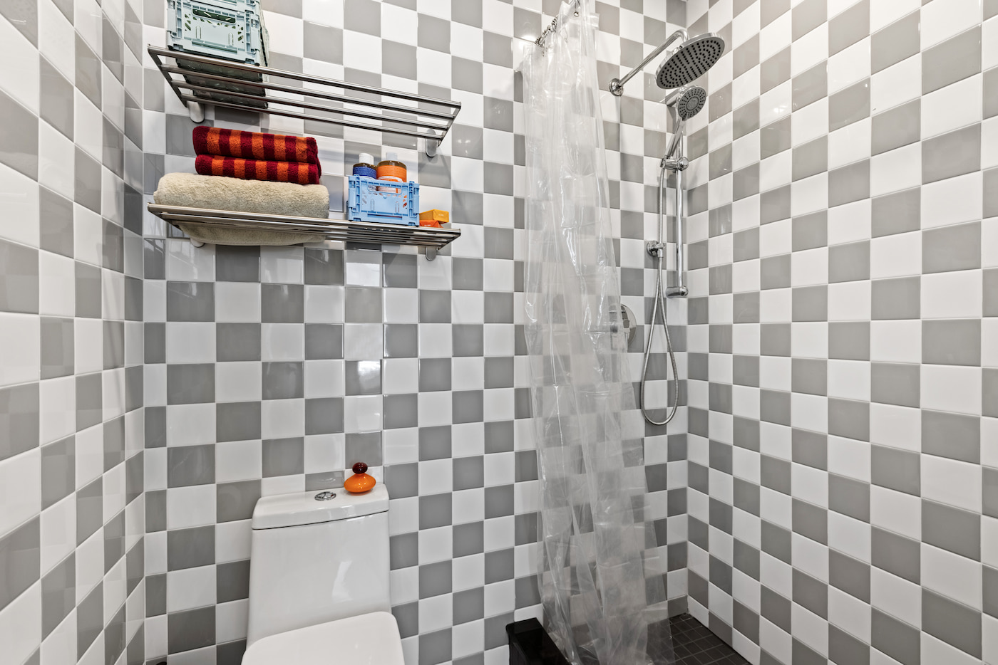 The Room at Standard (Image 8)