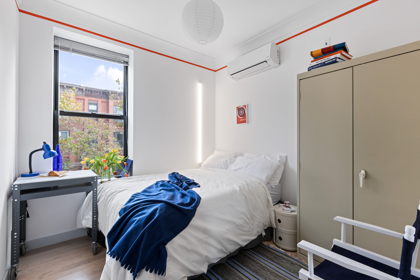 Standard: The Room (Image 1)