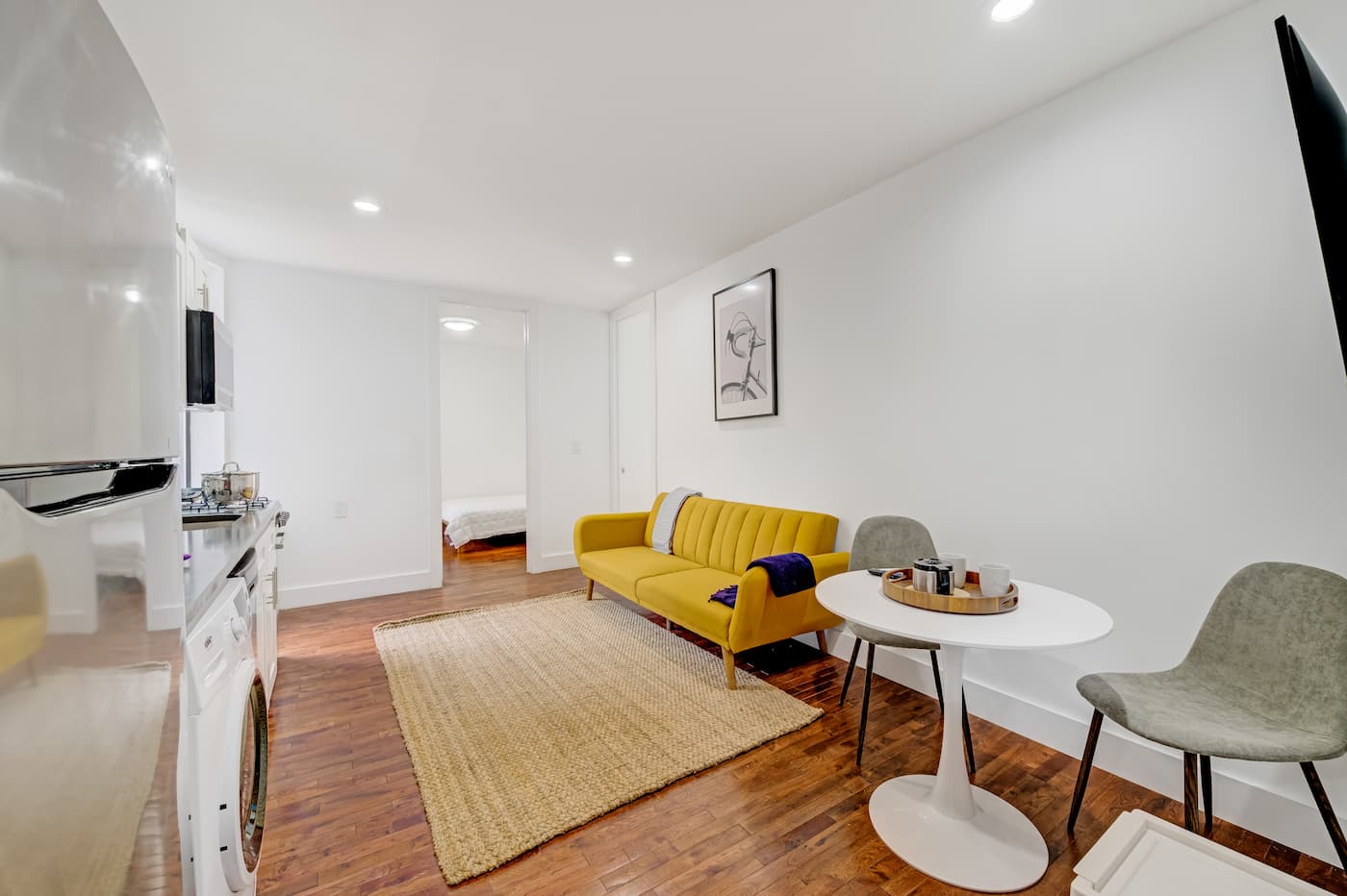 The (Co)Living Room at The Kensington House (Image 4)