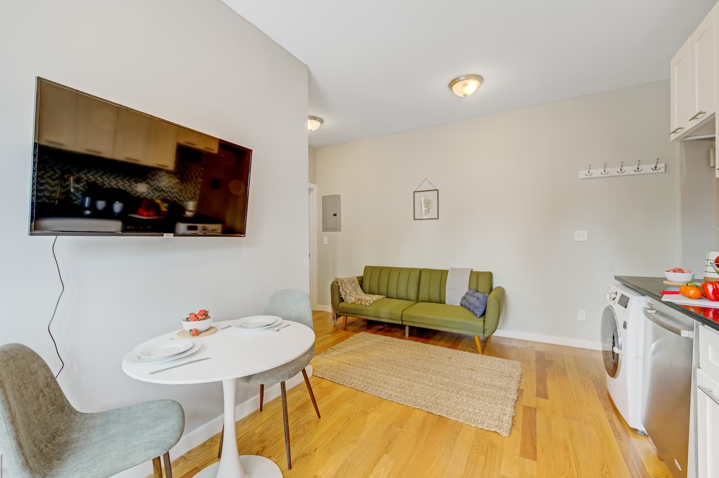 The (Co)Living Room at The Kensington House (Image 3)