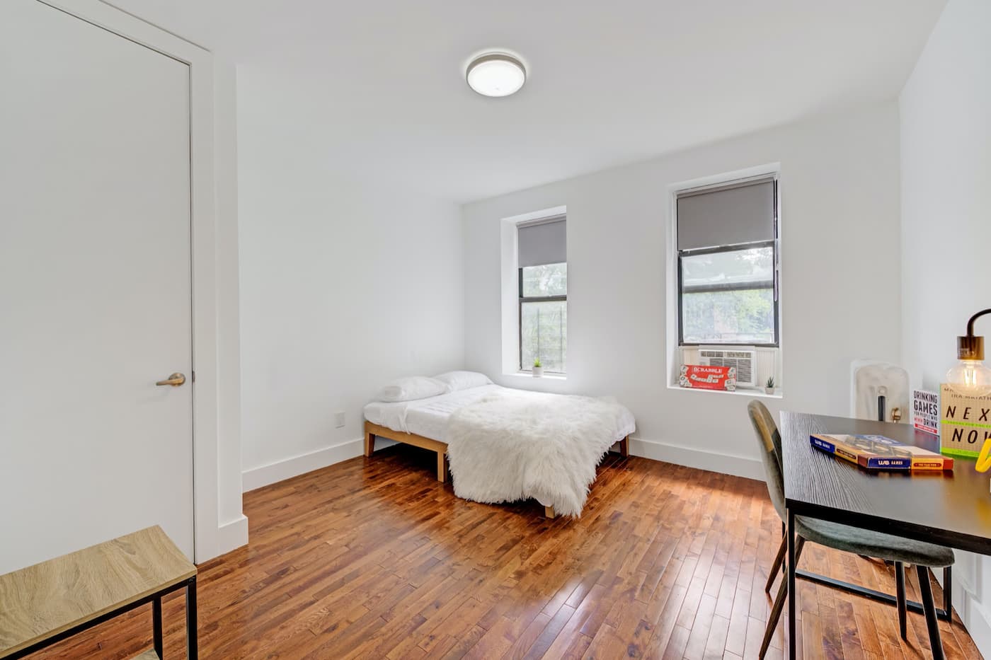 Standard Large: The Room (Image 1)