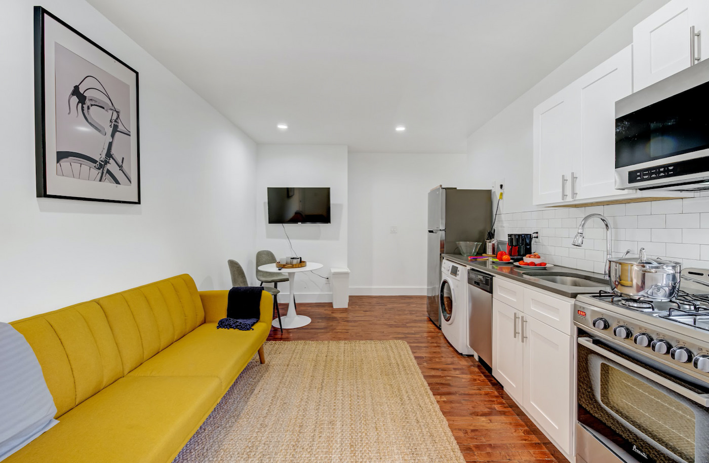 The (Co)Living Room at The Kensington House (Image 2)