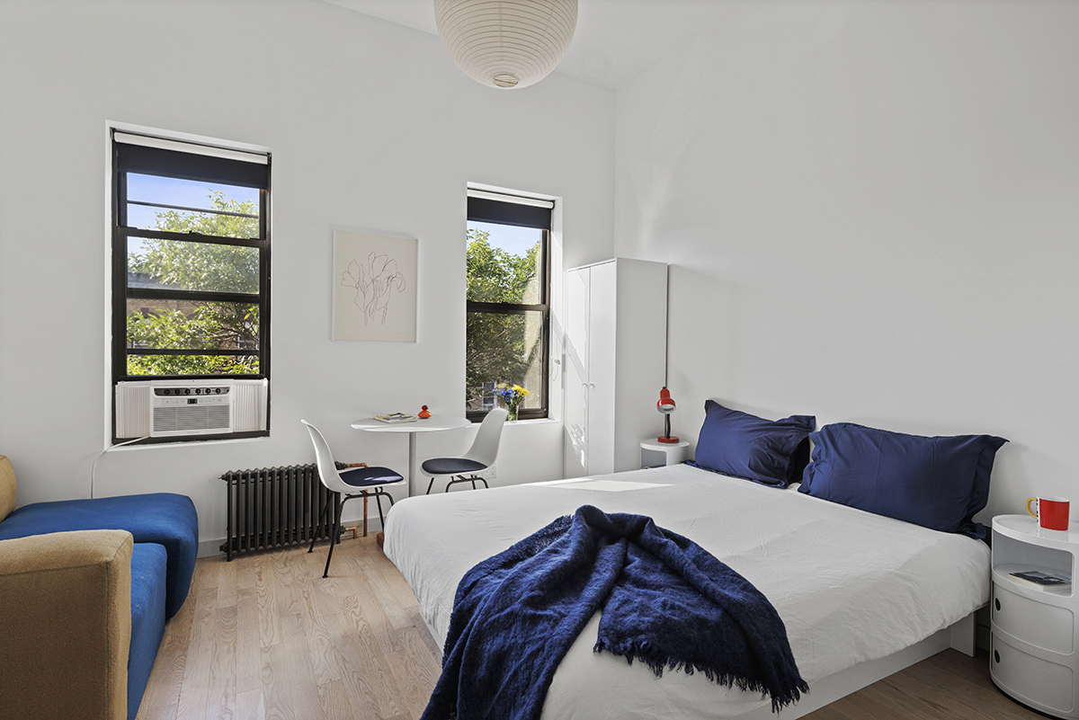 Maisonette Large: The Room (Image 1)