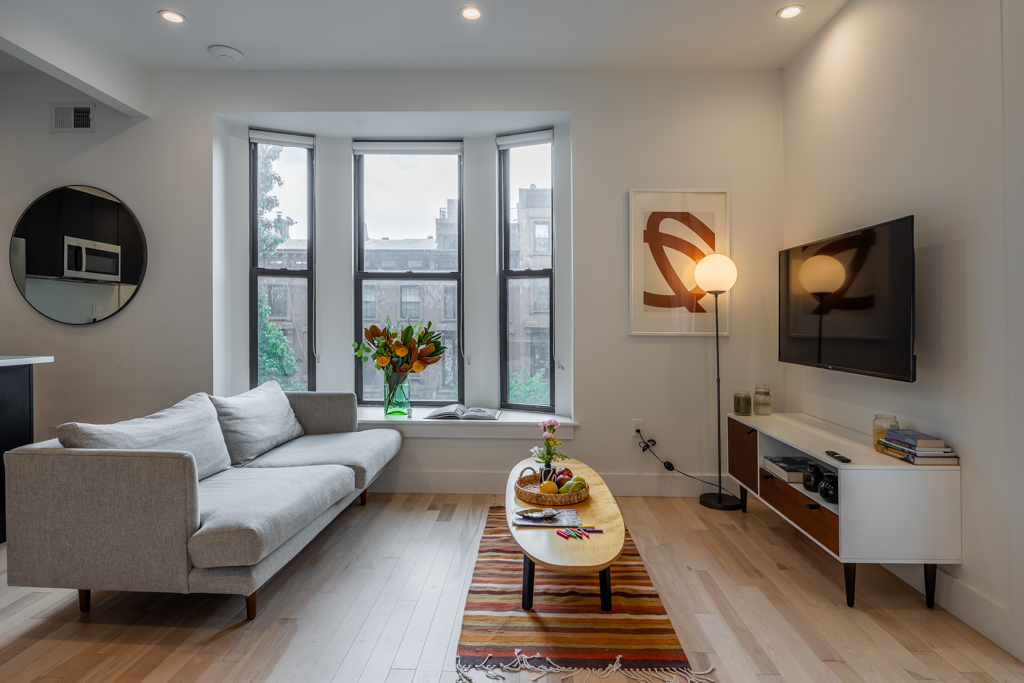 The Room at Standard (Image 4)