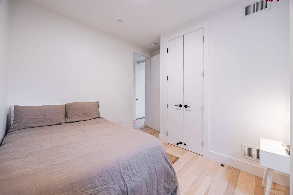The Room at Large (Image 5)