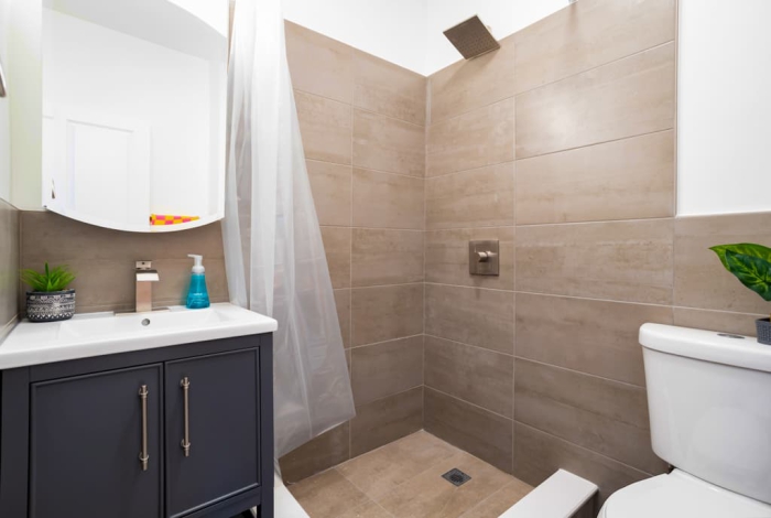 The Park Avenue House: The Bathrooms