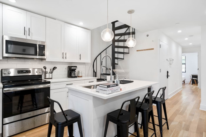 The Bedford House: The Kitchens/Dining Room