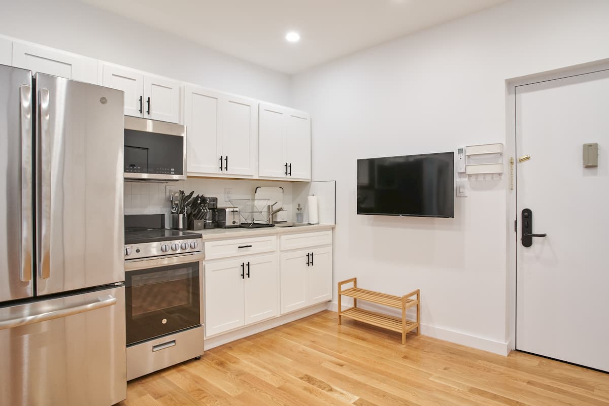 The Kitchens/Dining Room at The Lafayette House (Image 5)
