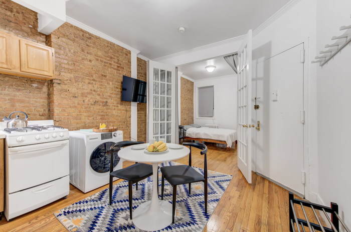Check out our Houses in New York (Image-37)