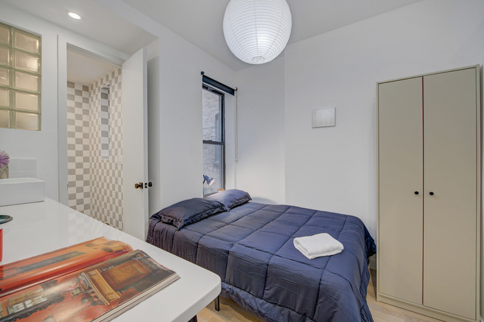 Check out our Houses in New York (Image-1)