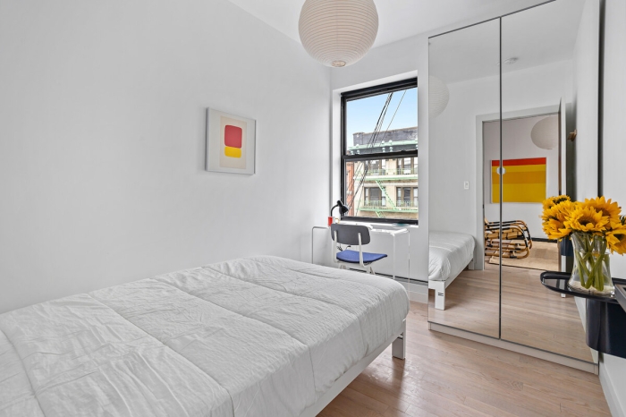 Check out our Houses in New York (Image-1)
