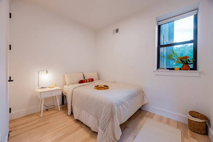 Check out our Houses in New York (Image-2)