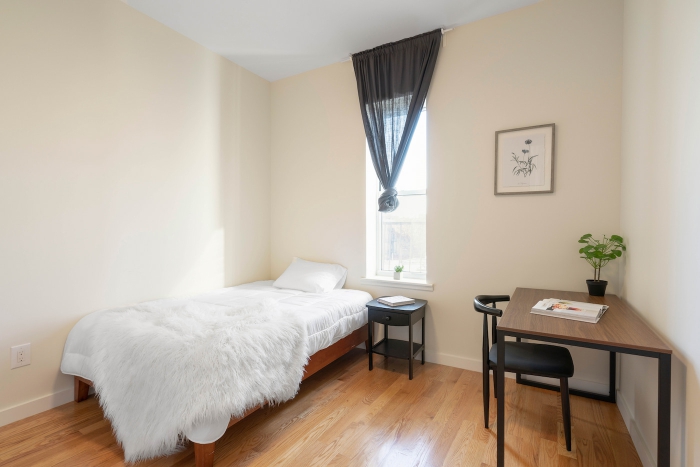 Check out our Houses in New York (Image-1)
