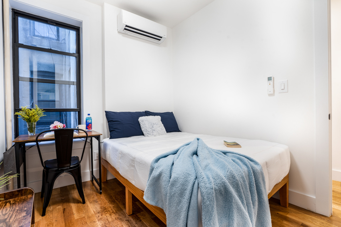 Check out our Houses in New York (Image-1)